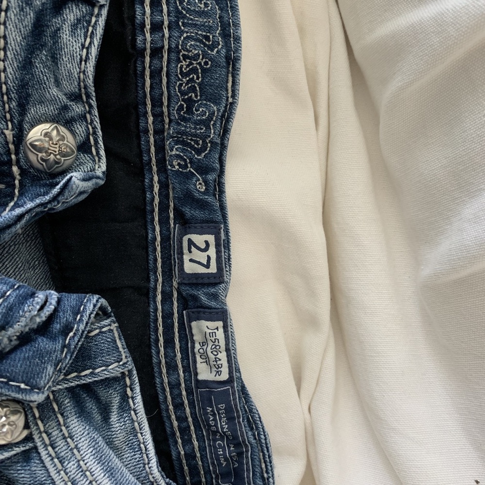 Jeans - Picture 2 of 2